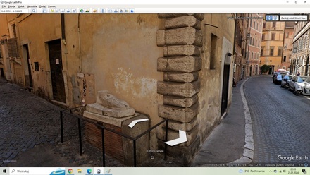 Marble Foot of via di S. Stefano del Cacco