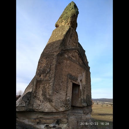 Phrygian grave