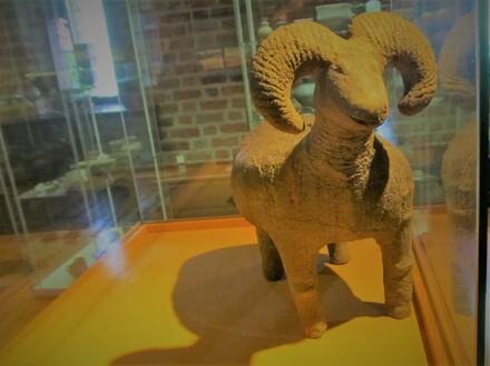 Clay figurine.  Jordanów Śląski, 3400 BC.