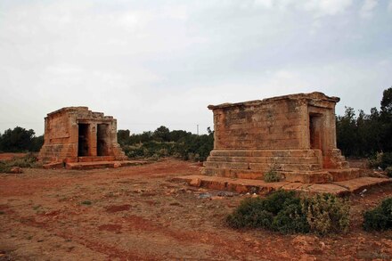 Roman Graves