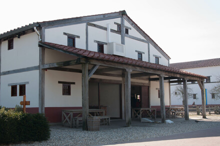 Reconstructie ambachtswoning Forum Hadriani