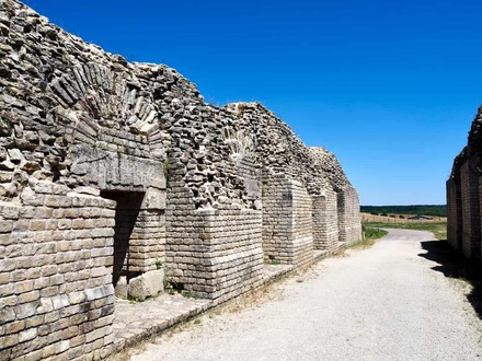 Andesina (Grand), Amphitheater
