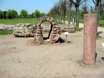 Replica milestone  CIL MMXVII, 00556