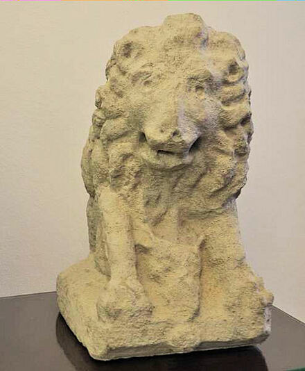 Bürgel, lion