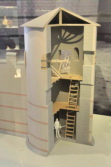 Bürgel, model of a corner tower