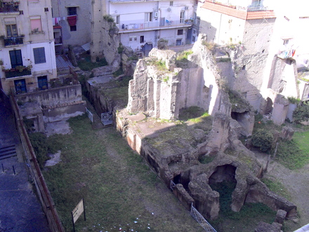 Domus (Complex of Carminiello ai Mannesi) robmortlogout