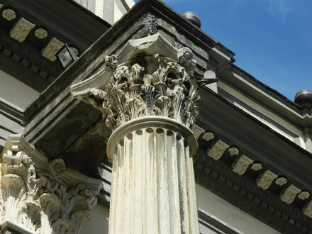 Colonne Dioscuri Napoli