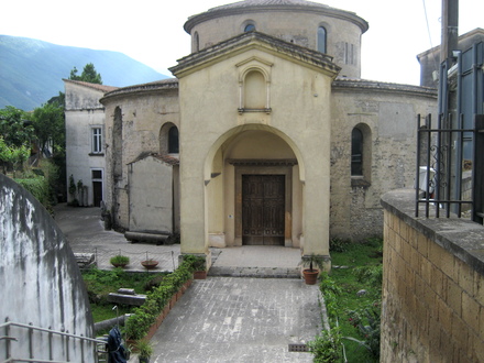 Mausoleum (baptistry)