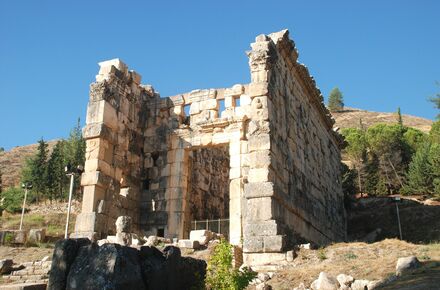Great Roman temple Niha