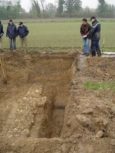 Opgravingen bij villa rustica aan de Steinweg in november 2004