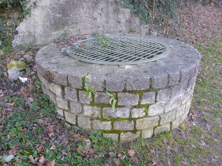 Brunnen