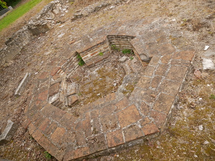 Baptistery, Dion