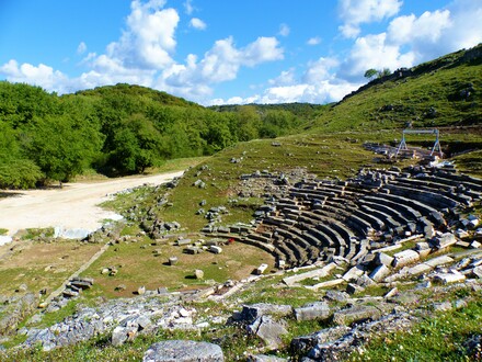 GITANA, GREEK THEATER