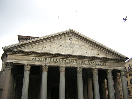 Pantheon, facade