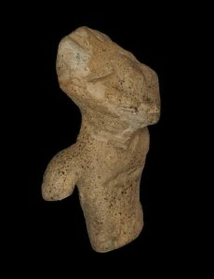 Kosina Figurine