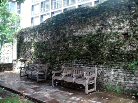 St Alphage Garden - benches by wall