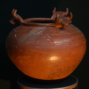 Pottery from the Biainili vault