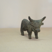 Enkomi, Bronze statuette of a bull