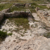 Maa, Foundations of a building
