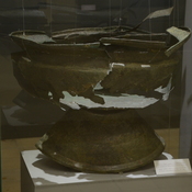 Nea Paphos, House of Theseus, Cauldron