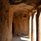 Nea Paphos, Royal tomb 3, Atrium with Doric columns