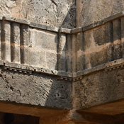 Nea Paphos, Royal tomb 3, Frieze