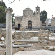 Nea Paphos, Chrysopolitissa, Facade of the church through the remains of the basilica