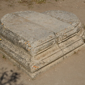 Salamis, Palaestra, pedestal