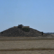 Salamis, Royal tomb 3, Exterior