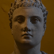 Vouni, Hellenistic statue of a Ptolemaic king, detail