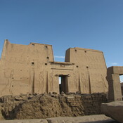 Edfu, Horus Temple, Facade