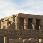 Edfu, Horus Temple, Interior with columns with palmleave shaper capital