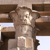 Edfu, Temple of Horus, Lotusleaves shaped capital