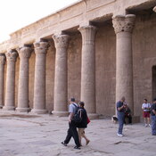 Edfu, Temple of Horus, Row of columns