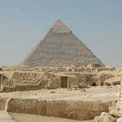 Giza, Pyramid of Khafre (Chephren) with mastaba