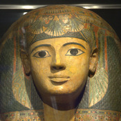 Deir el-Bahari, Bab el-Gasus cache, Sarcophagus of Djedmut, Lid, Portrait