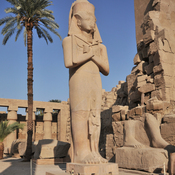 Karnak, Temple of Amun, Great Forecourt, Statue of Pinudjem 