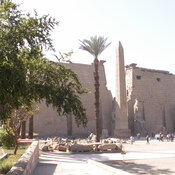 Luxor, Temple, First pylon with obelisk
