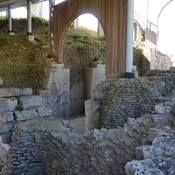 Grand, Remains of interior of amphitheater