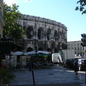 Nîmes, Amphitheater