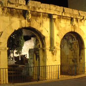Nîmes, Augustus gate by night