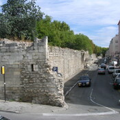 Arles, City wall