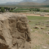 Behistun, Rock with reliefs of Vologases