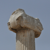 Istakhr, Achaemenid column, reused in a Sasanian city