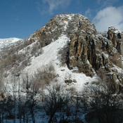 Persian Gate, Rock used for Persian attack