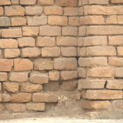 Dur Untaš, Ziggurat, Inner court, Altar/sundial, Bricks