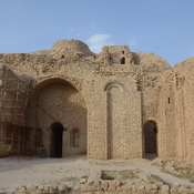 Firuzabad, Palace of Ardašir I, Court