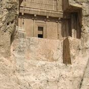 Naqš-e Rustam, Achaemenid tomb II (Artaxerxes I Makrocheir?) with relief of Hormizd II