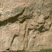 Naqš-e Rustam, Relief of a magian