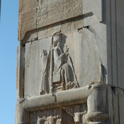 Persepolis, Hall of a Hundred Columns, Gate QQ2, Relief of king on throne